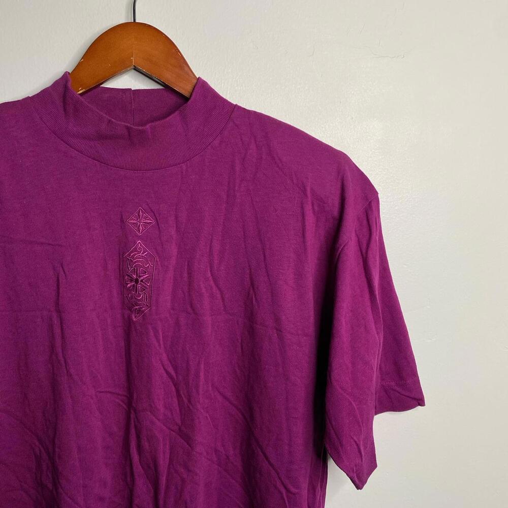 Purple vintage 90s short sleeve shirt size medium